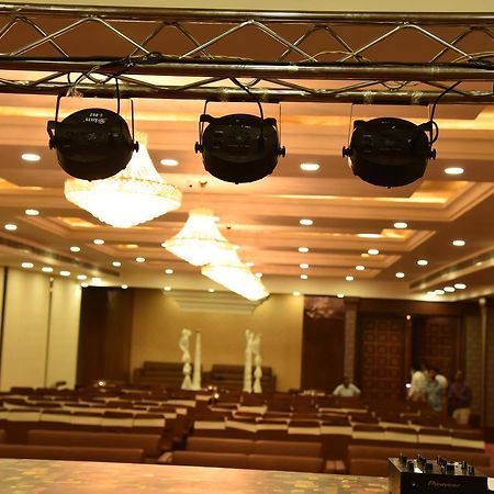 Hotel Anand Renaissance Firozpur Extérieur photo