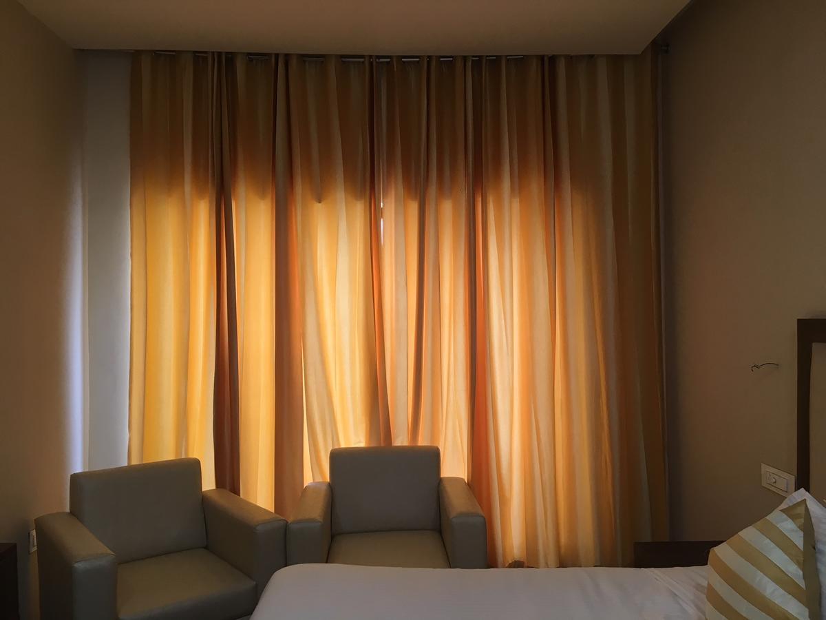 Hotel Anand Renaissance Firozpur Extérieur photo